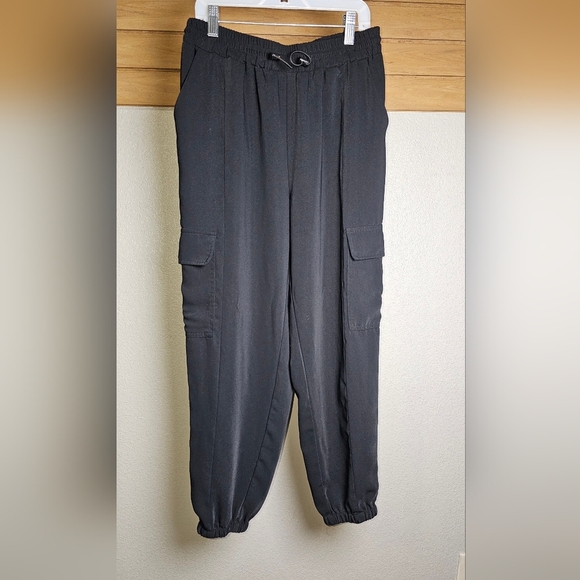Gemma and Jane Women's Dressy Black Cargo Pants Jogger Style Elastic Waist Med - Picture 5 of 13